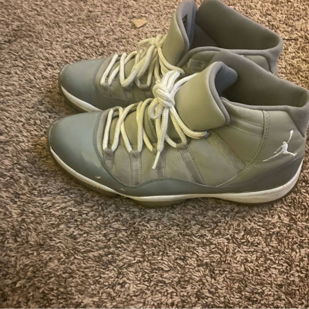 2010 Jordan Cool Grey